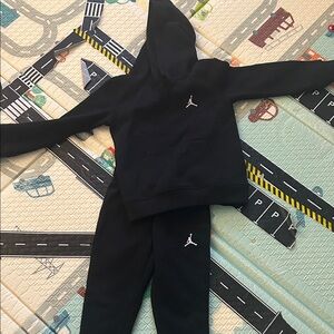 Jordan Kids Black Sweatpants & Hoodie Set